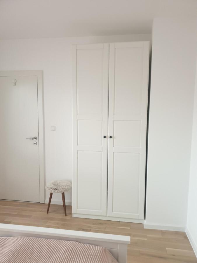 Apartman Viktoria トゥズラ エクステリア 写真